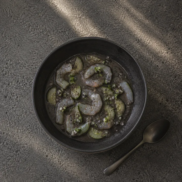 Aguachile negro de camarón