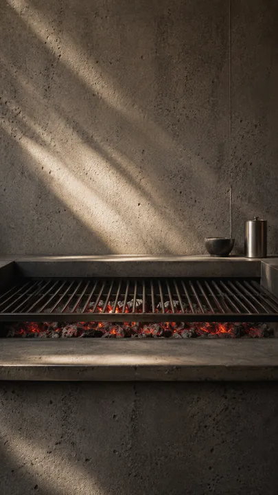 Parrilla encendida con brasas